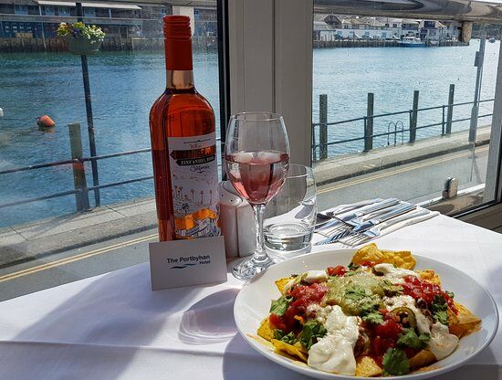 Portbyhan Hotel Restaurant