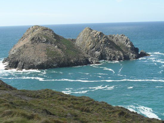 Holywell to St Piran Walk