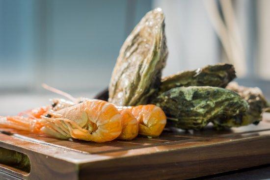 The Long Bar & Restaurant