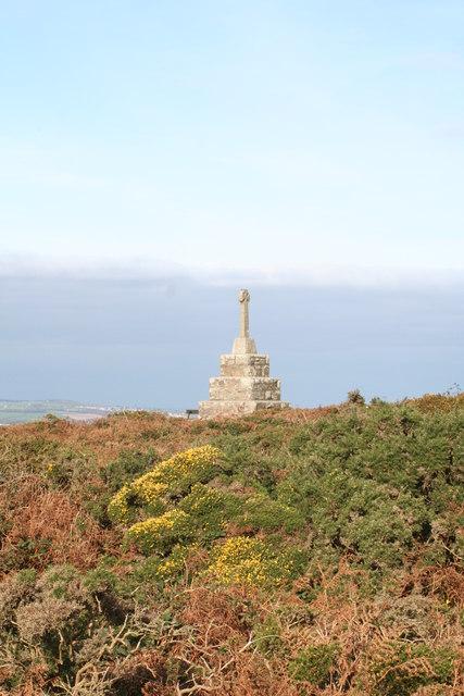 War Memorial near Castle Pencair Fort