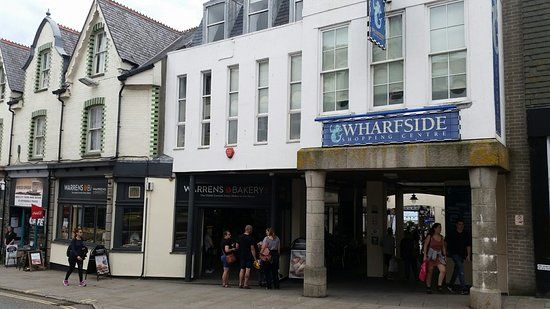 Wharfside Shopping Centre